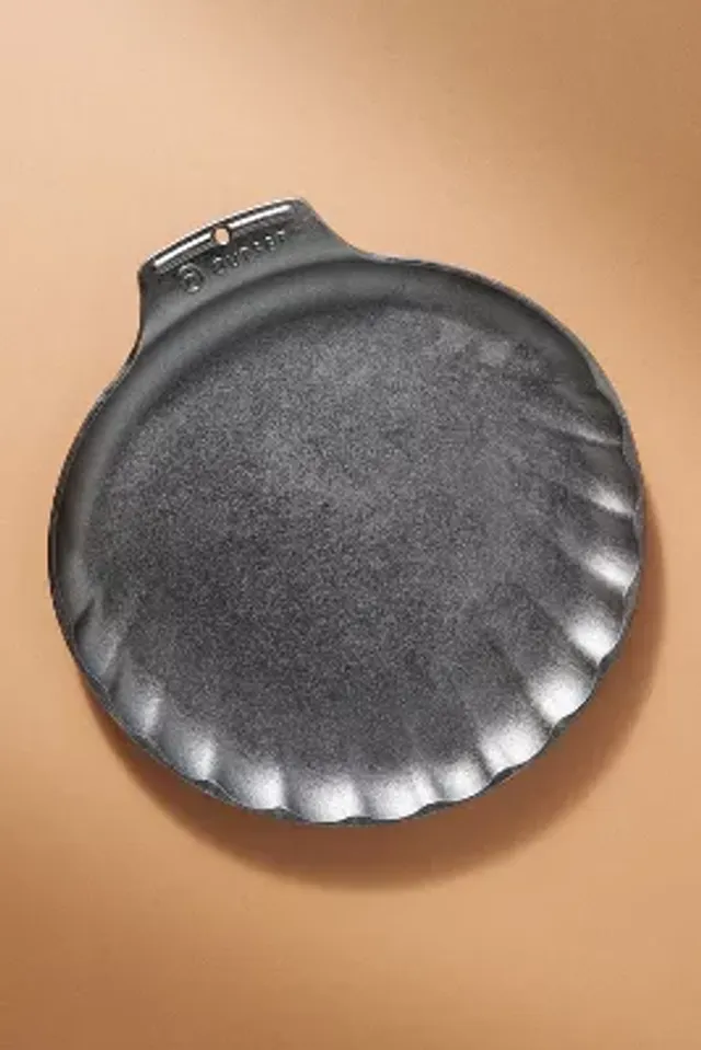 Outset Scallop Cast Iron Grill and Serving Pan 