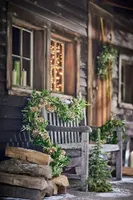 Pre-Lit Pine Cone Garland