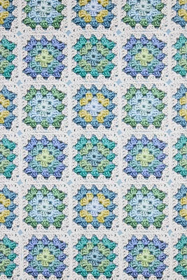 Lingua Franca Granny Squares Wallpaper