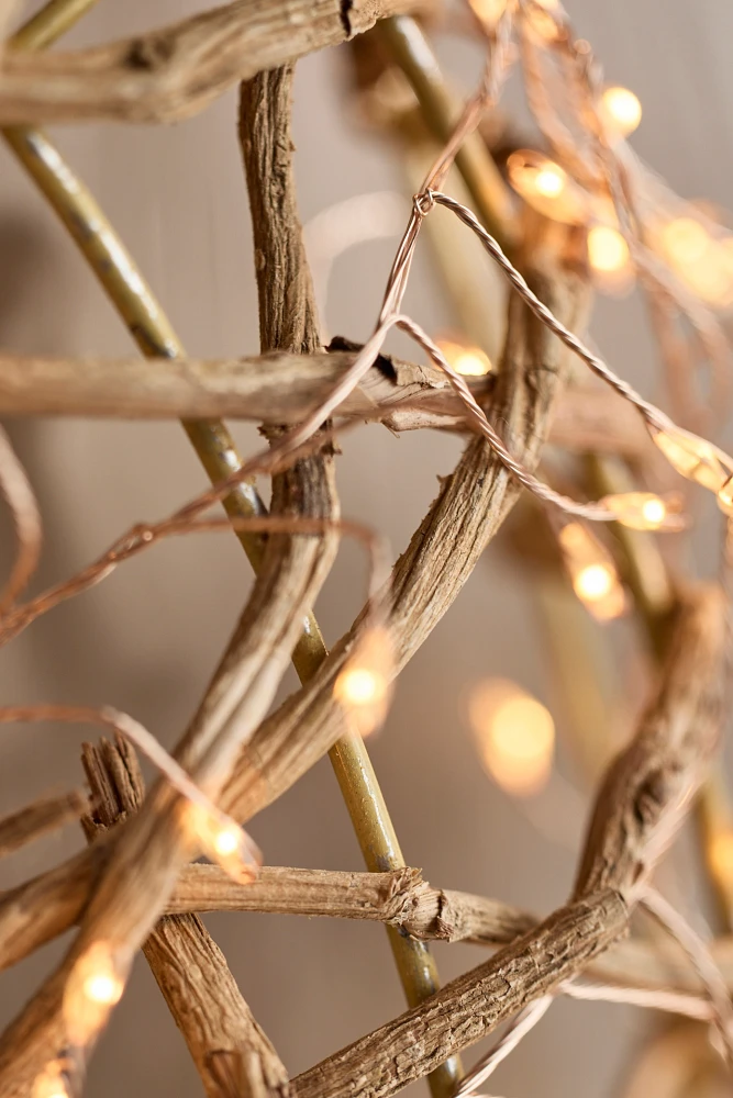 Stargazer Illuminated LED Vine Wreath