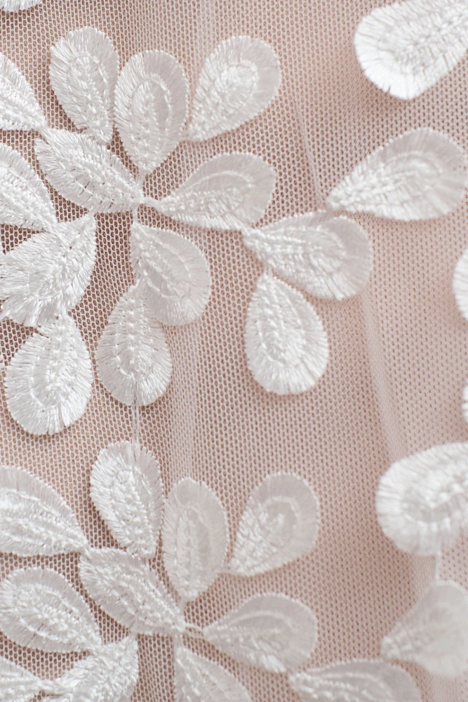 Dress The Population Anabel Sweetheart Embroidered Gown