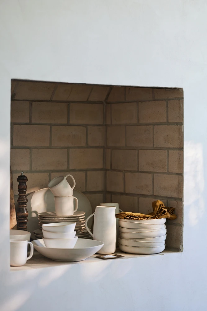 The Jasper Portuguese Stoneware Low Serving Bowl