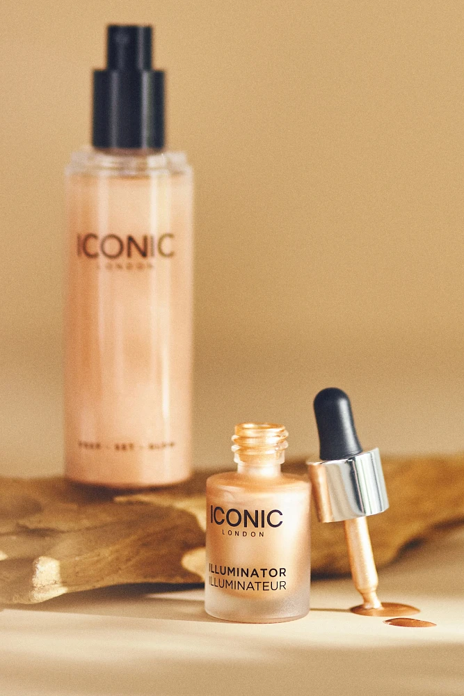 ICONIC London Illuminator Liquid Highlighter