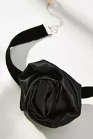 Room Shop Rosette Choker Necklace