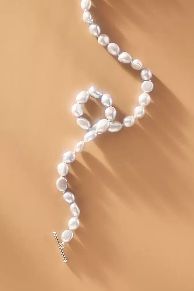 Shashi La Reine Toggle Necklace