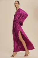 L'IDEE De Luxe Long-Sleeve Deep-V Side-Slit Midi Dress