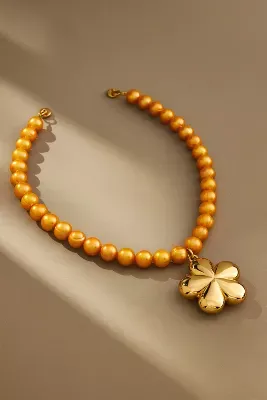 Timeless Pearly Flower Charm Beaded Necklace