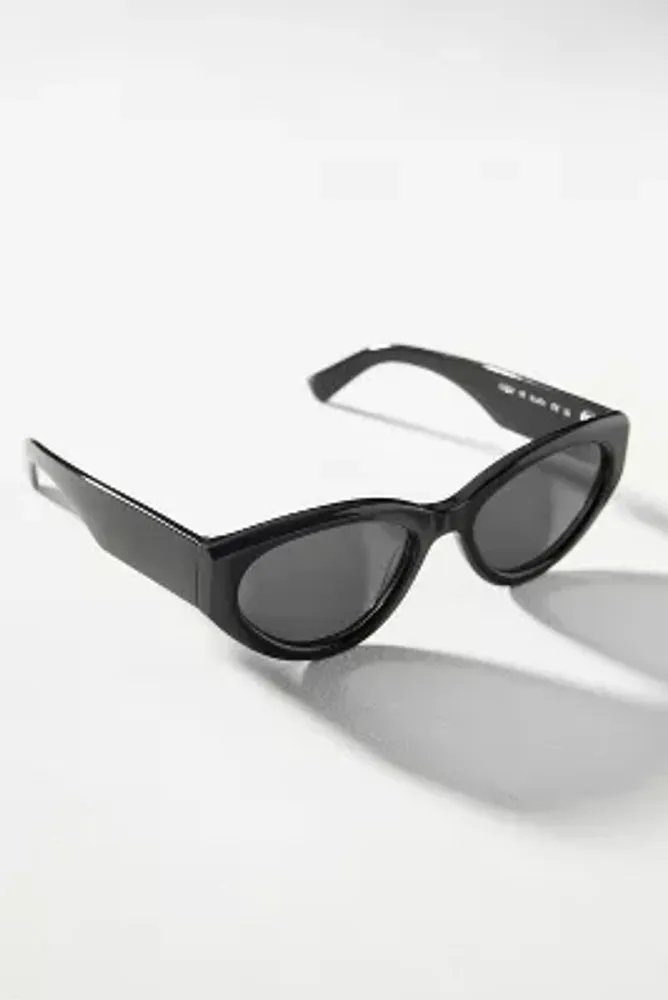 Chimi Rounded Cat-Eye Sunglasses