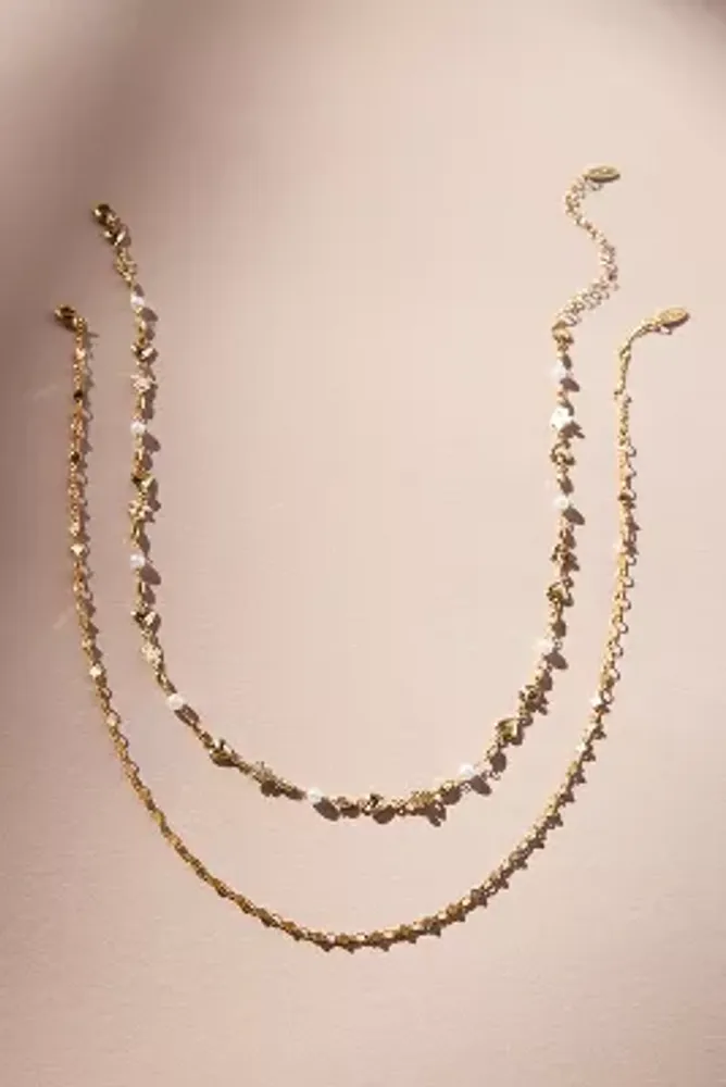Delicate Pearl Embellished Necklace