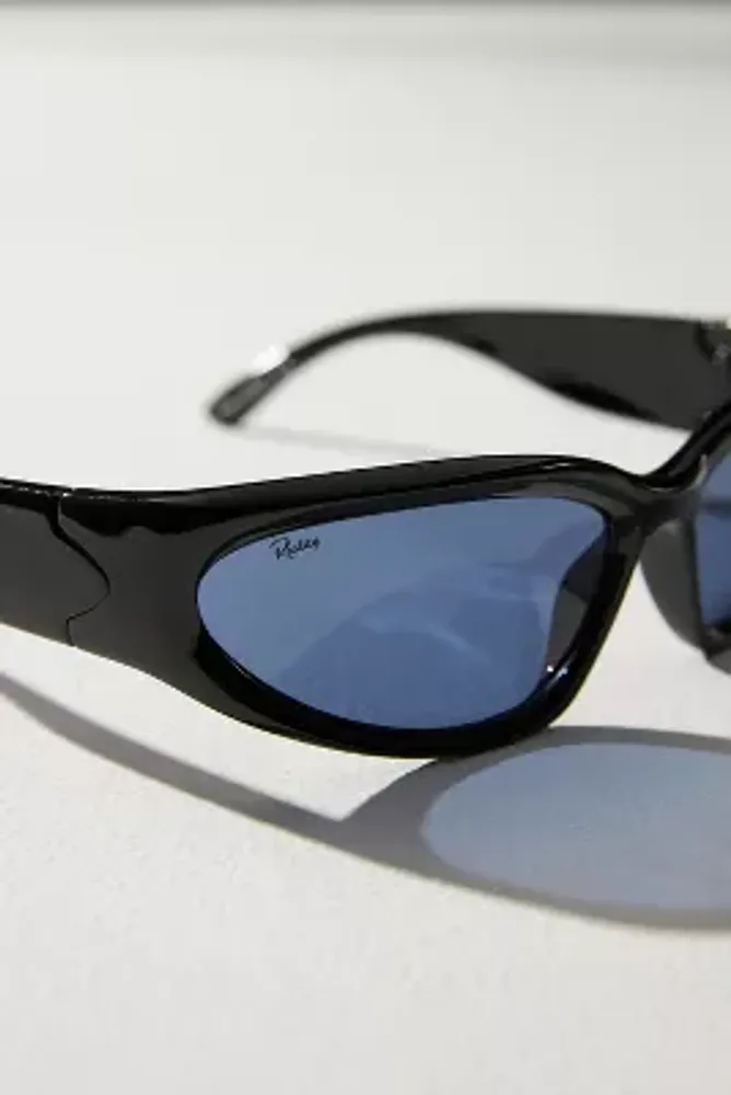 The Curve Sporty Sunglasses