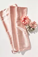 Kitsch Satin Pillowcase & Scrunchies Gift Set