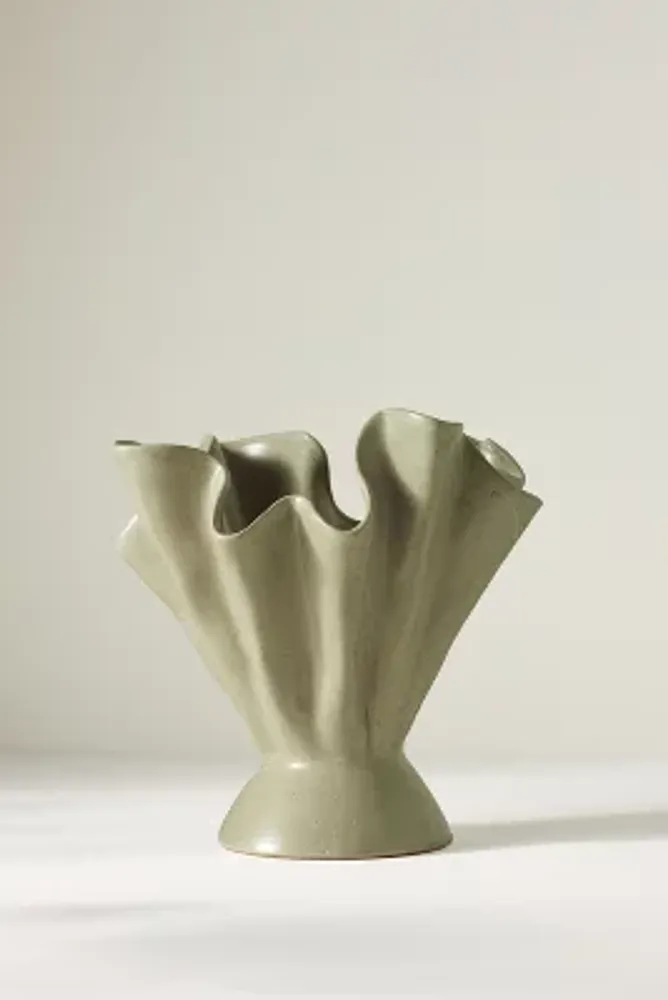 Ruffle Vase