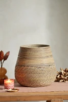 Lombok Droplet Basket Planter