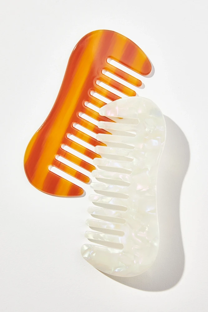 Sleek Strands Wide-Tooth Comb