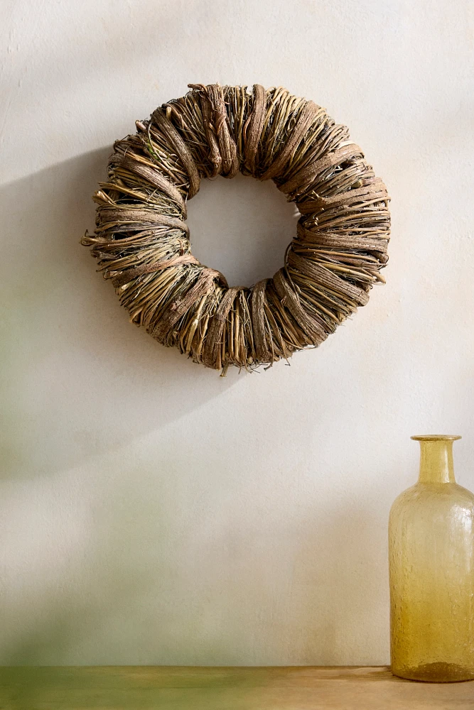 Dried Twiggy Vine Wreath