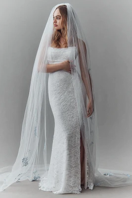 Theia Jolie Veil