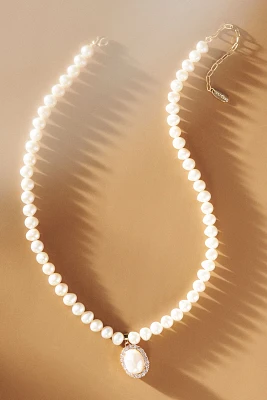 Vintage Pearl Pendant Necklace