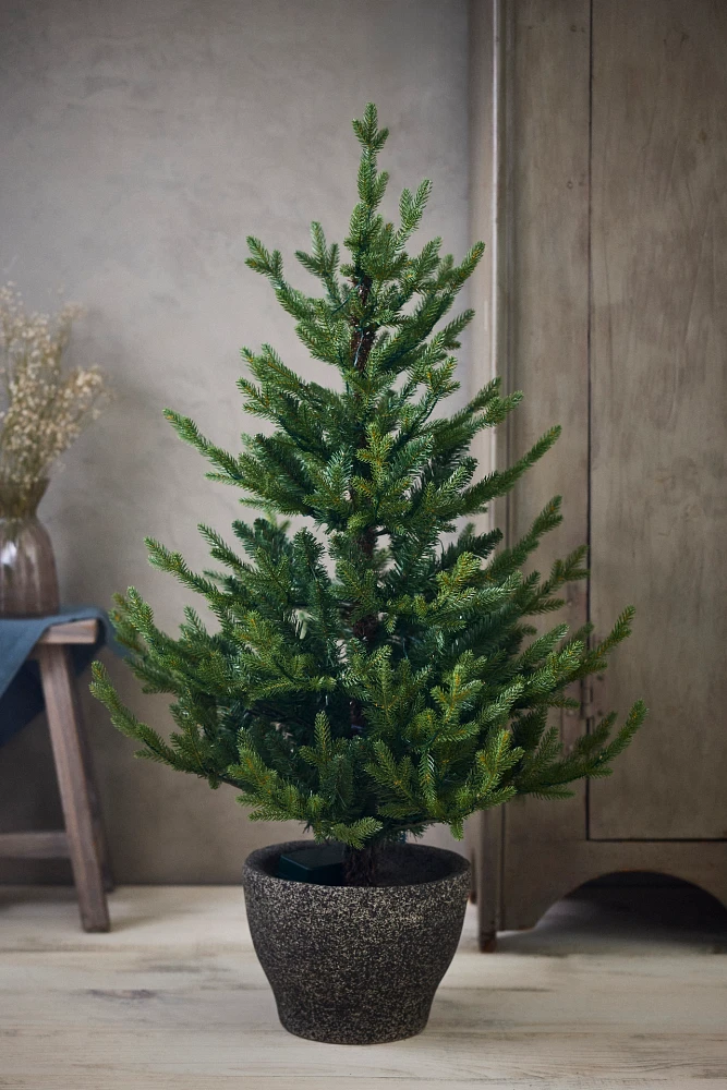 Faux Twinkling Pre-Lit LED Potted Norway Spruce, 4’