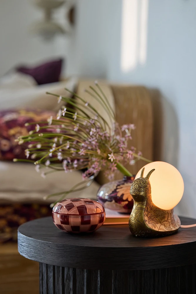The Icon Table Lamp: Snail Edition 