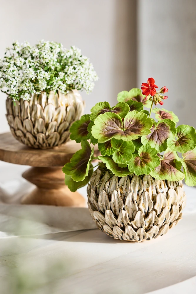 Petals Glazed Ceramic Pot