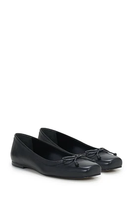 Vince Camuto Corrin Flats