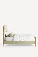 Pim Velvet Bed