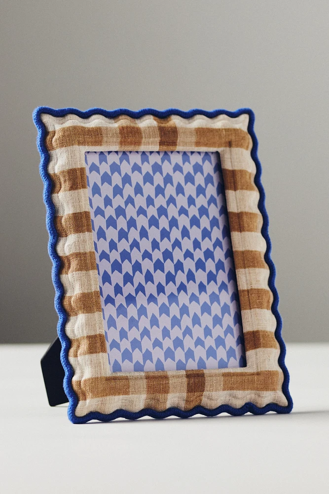 Wellington Picture Frame