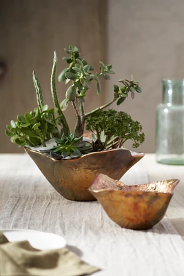 Burnished Petal Bowl Planter