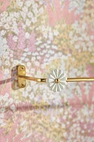 Daisy Flower Towel Bar