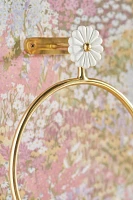 Daisy Flower Towel Ring