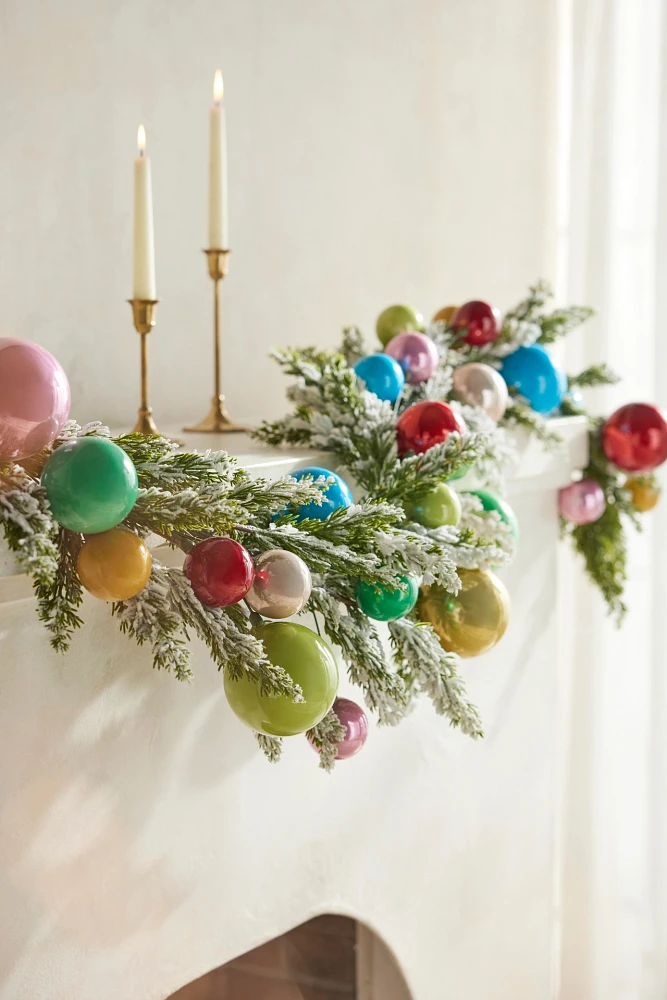 Shatterproof Bauble Garland