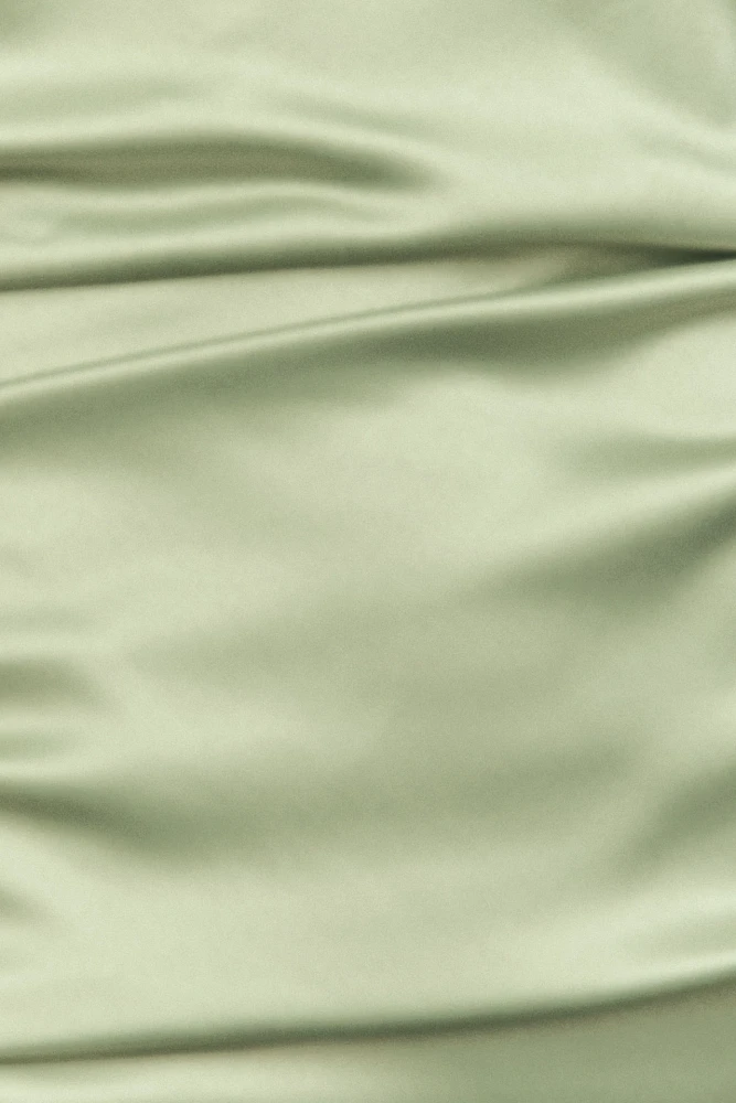 BHLDN Stretch Satin Small Swatch