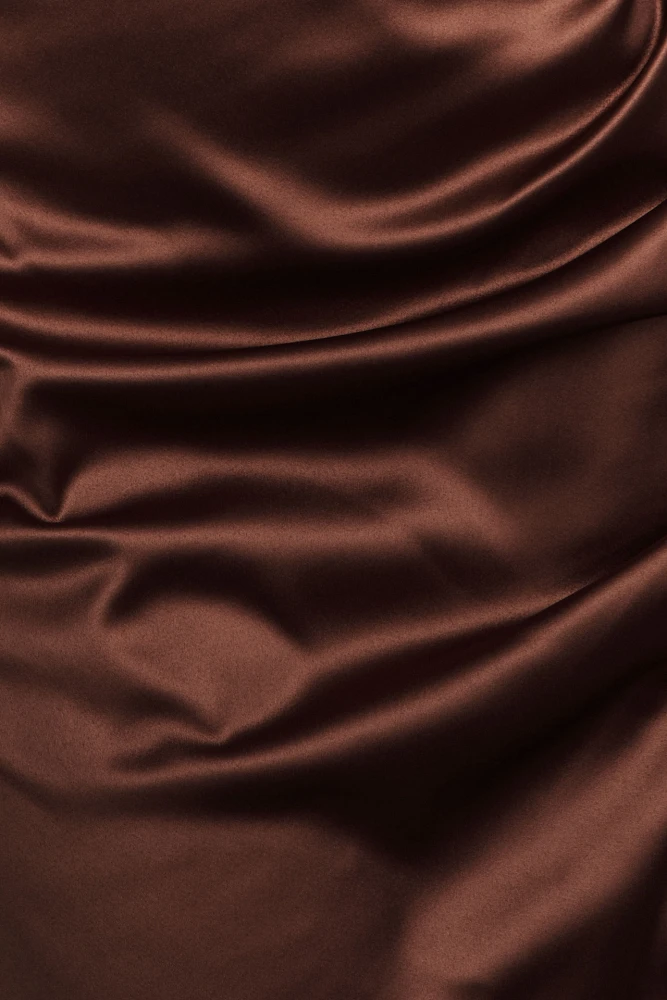 BHLDN Stretch Satin Small Chocolate Swatch