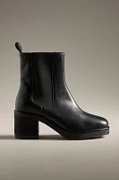 Seychelles Hustle Chelsea Boots