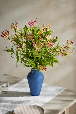 Fresh Gloriosa Lily Bouquet