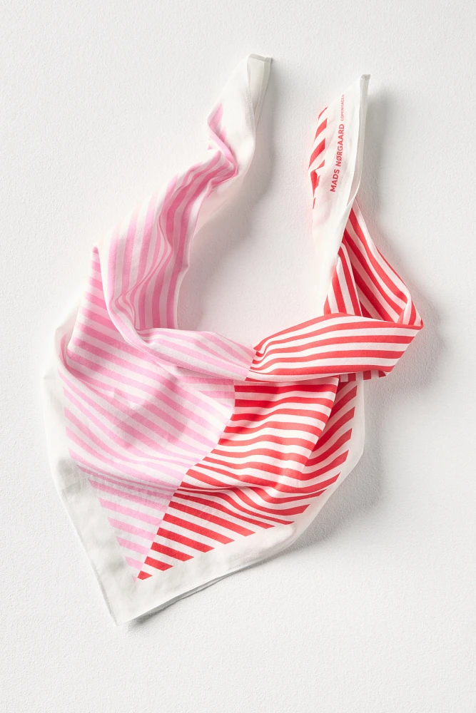 Mads Nørgaard Scarf