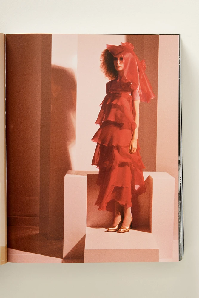Grace: Thirty Years of Fashion at Vogue Coffee Table Book