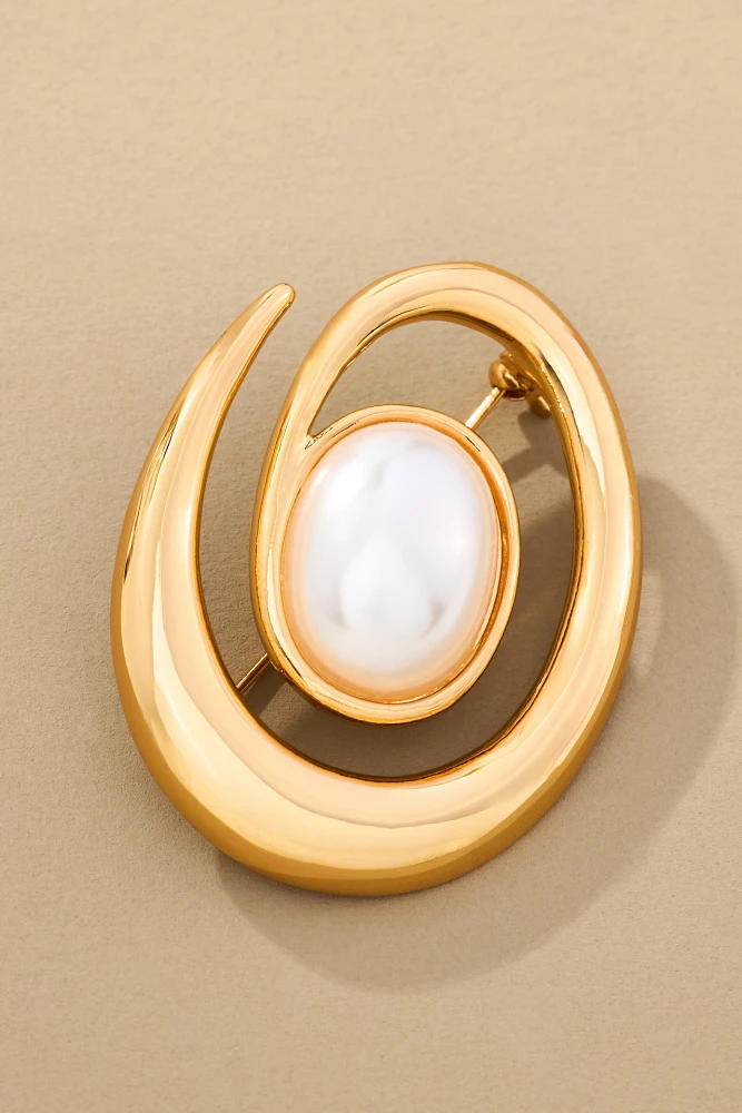 Heaven Mayhem Pearl Swirl Brooch