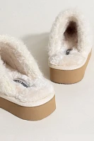 Minnetonka Reindeer Scuff Slippers