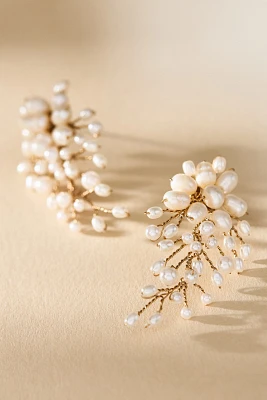 Untamed Petals Moore Pearl Earrings