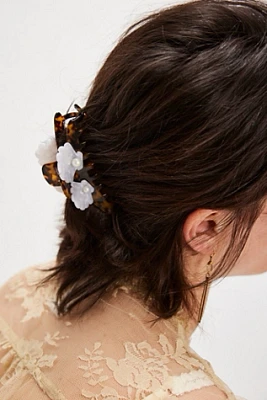 Lele Sadoughi Shell Claw Clip