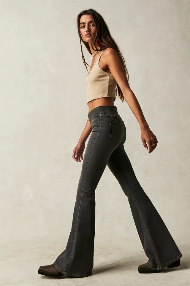 Penny Pull-On Printed Flare Jeans – Le' Diva Boutique Store