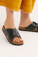 Sidelines Footbed Sandals