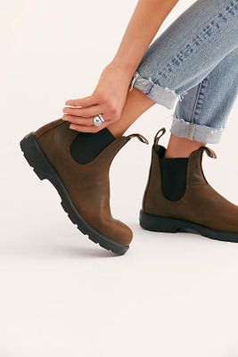 Blundstone Classic 550 Chelsea Boots by at Free People, US