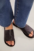 Vicente Slide Sandals