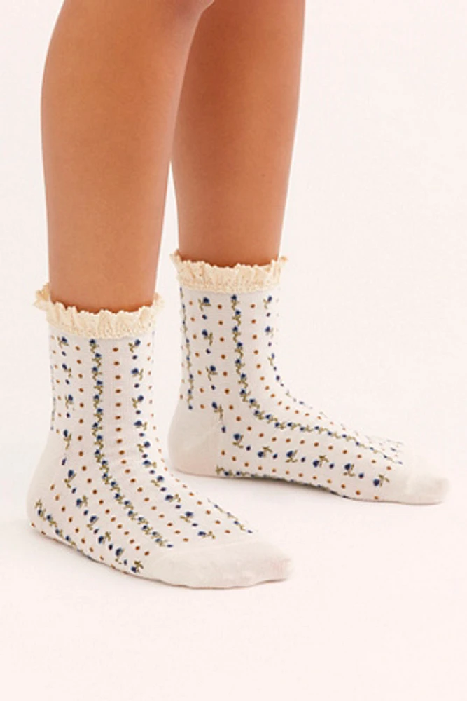 Rosebud Waffle Knit Ankle Socks