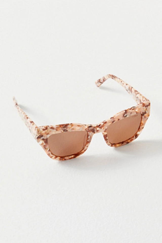 Free People Decker Cat Eye Polarized Sunglasses | Pacific City display picture 3