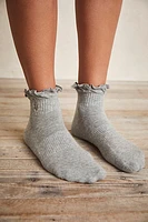 Movement Classic Ruffle Socks