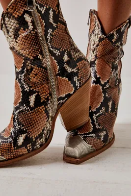 Brayden Snake Western Boots