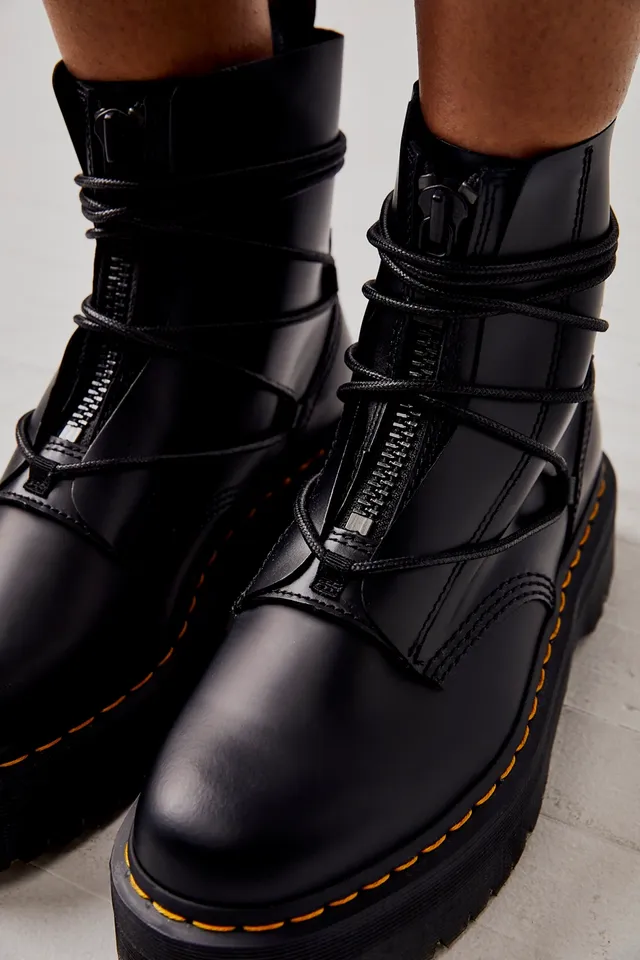 Jadon Max Hardware Leather Platform Boots in Black